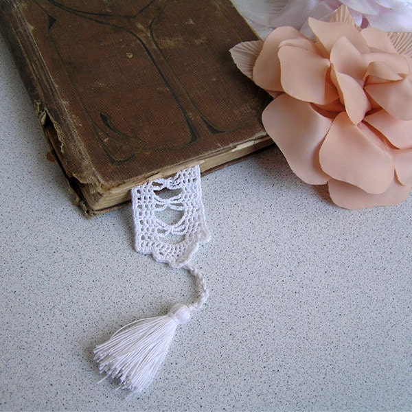 Vintage White Bookmark with brush Crochet (1970s),  Accessories, Something Old, Books and Zines,   book mark, My Wealth