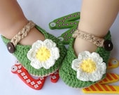 Green Handmade Crocheted Flower Baby Shoes, Soft Soled Newborn Shoes, Green Flower Kids Shoes