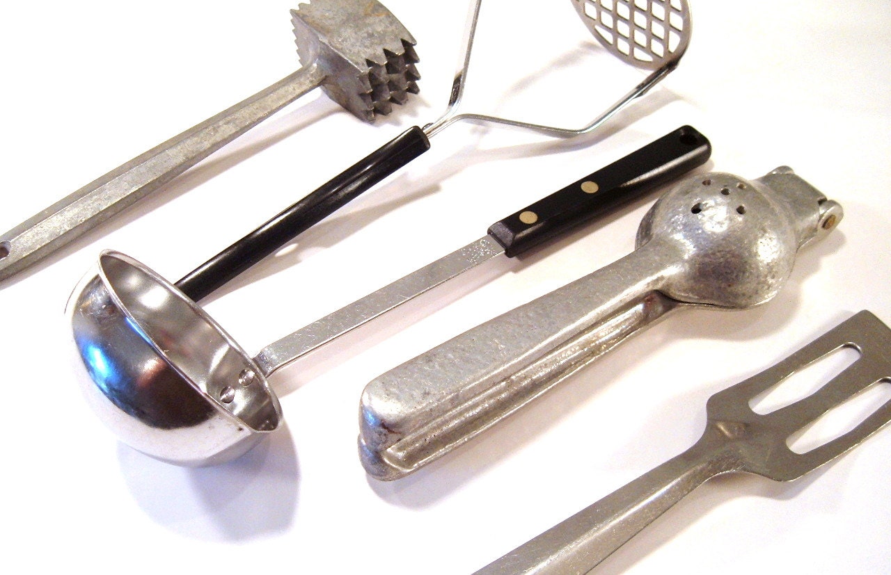5pc Kitchen Utensils, 1970's Made in the USA Kitchen Utensils, Retro Kitchen Utensil Set, Home Decor
