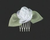 Bridal Fascinator, Bridal Hair Flower, Floral Bridal Hairpiece, Rose Flower Fascinator, Wedding Hair Accessory, Flower Hair Comb White Ivory