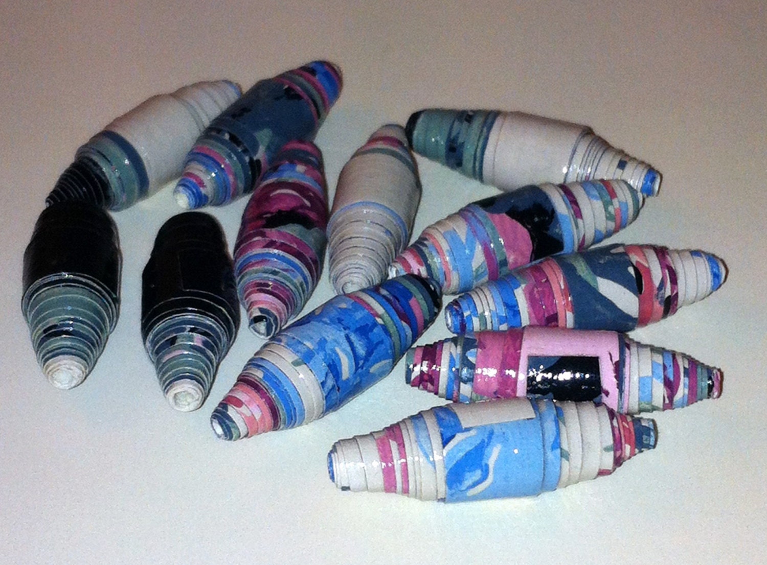 Dianes Paper Beads-Twelve Multi-colored Recycled Vintage Wallpaper Paper Beads-to use for your crafts ( Supplies )