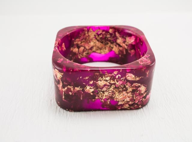 Deep Fuchsia Orchid chunky square bangle with gold flakes