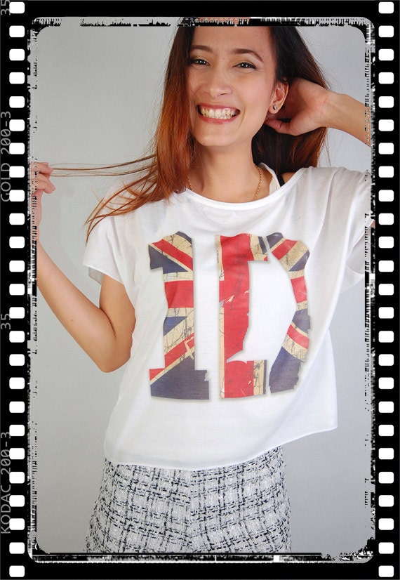 NWT. One Direction 1D Pop Teen Punk Rock Vintage Women Top Wide Crop Fashion T-shirt Free Size