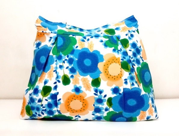 SALE - 10%off Handmade Canvas Bag/ Diaper bag/ Shoulder bag/ Hobo bag/ Tote bag/ Purse/ Everyday bag/ Double Straps - Floral - Sara