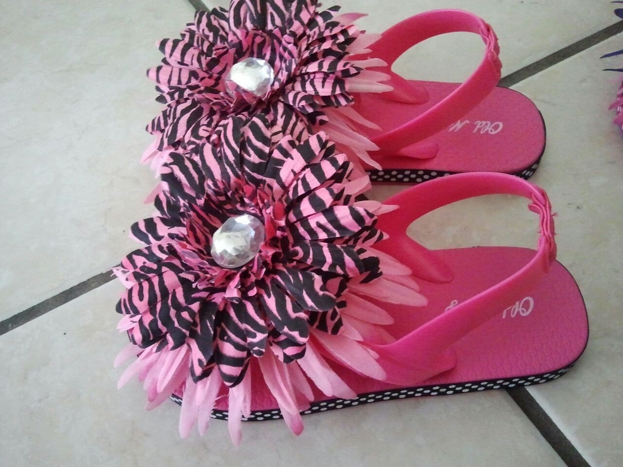 Cute, Sassy pink zebra print sandle/flip flop