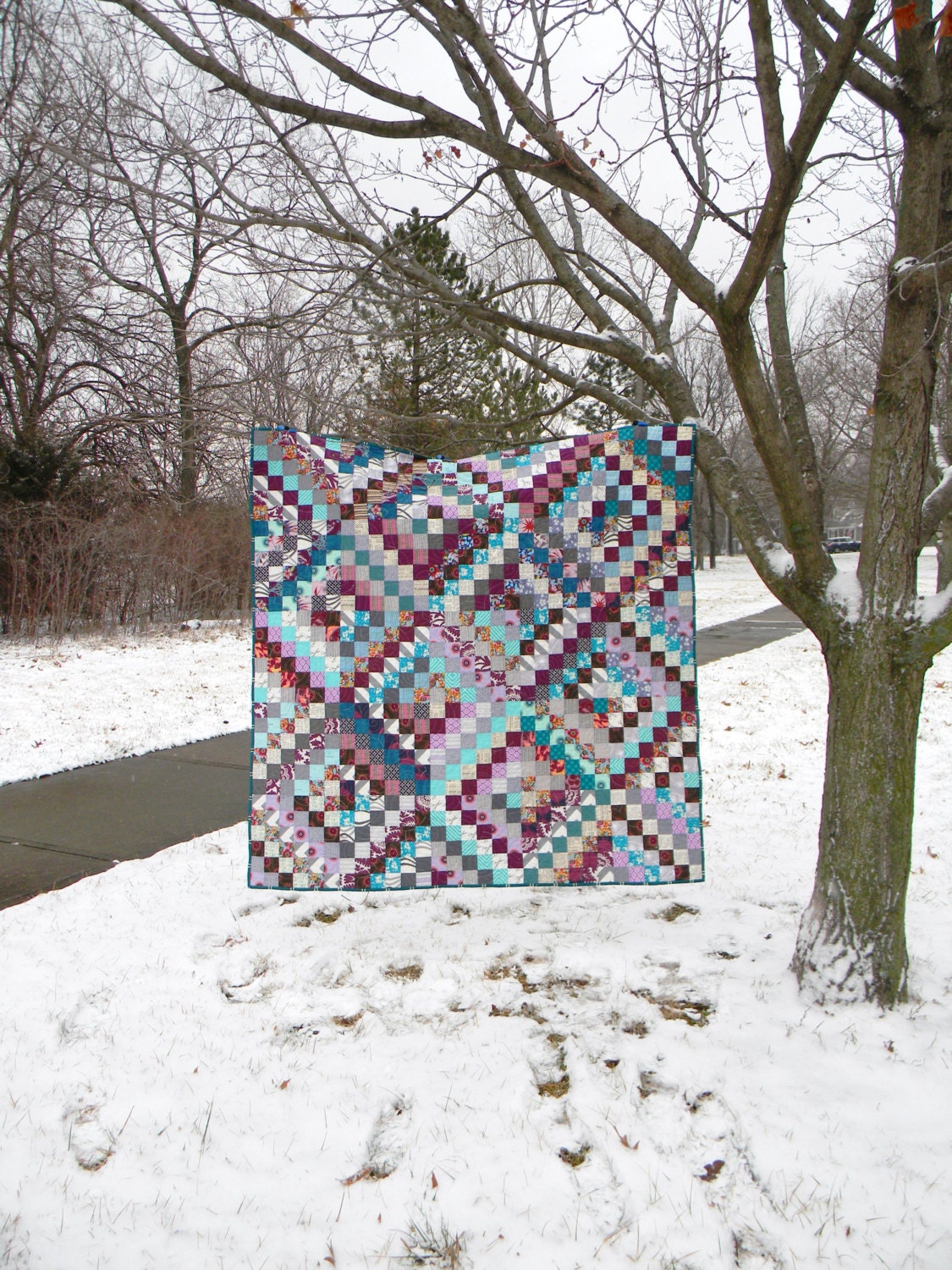 Scrappy Trips Around the World Quilt