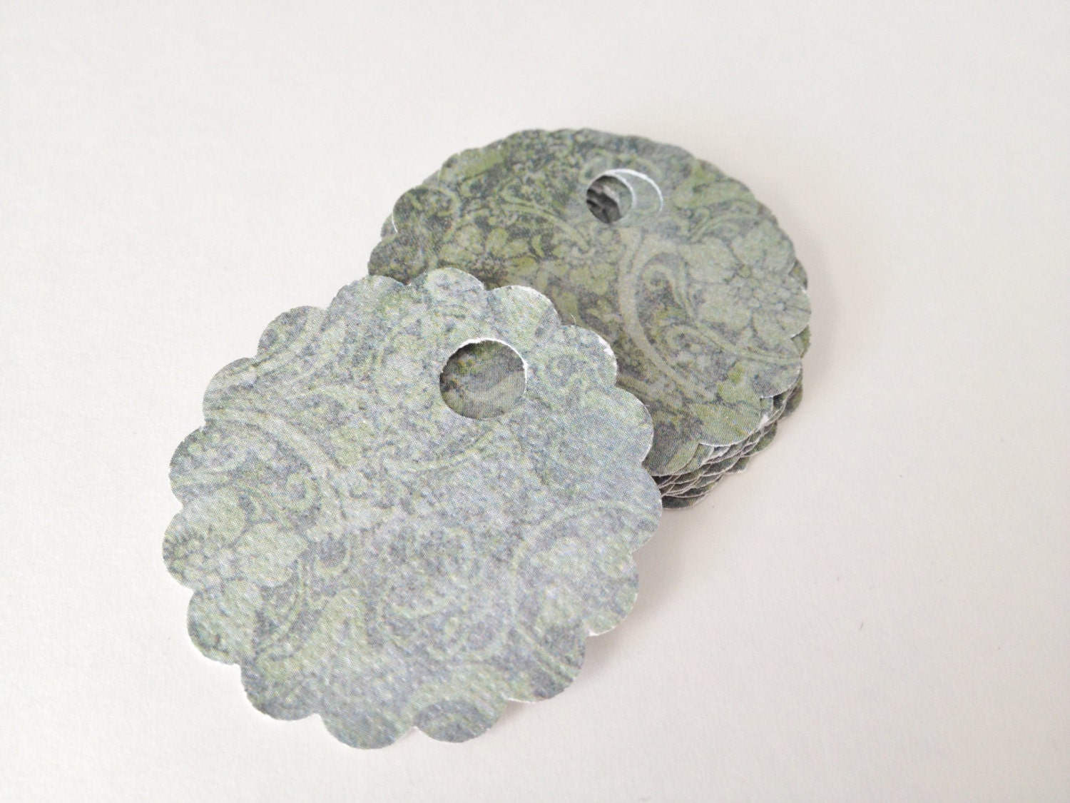 Green Scalloped Circle Tags - 13 tags - MIX and MATCH