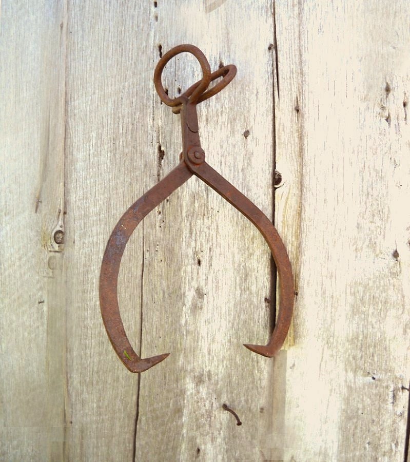 Antique Ice Block Tongs - Rusty Industrial Primitive - Rustic Farmhouse Decor