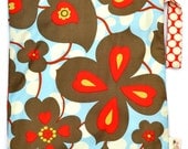 Medium 11 x 14 Wet bag / Amy Butler Linen Morning Glory Swim / Diapers / Gym /  SEALED SEAMS and Snap Strap
