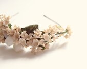Flower crown, Bridal hair crown, Wedding hair wreath, Bridal headpiece, woodland crown, bridal head piece