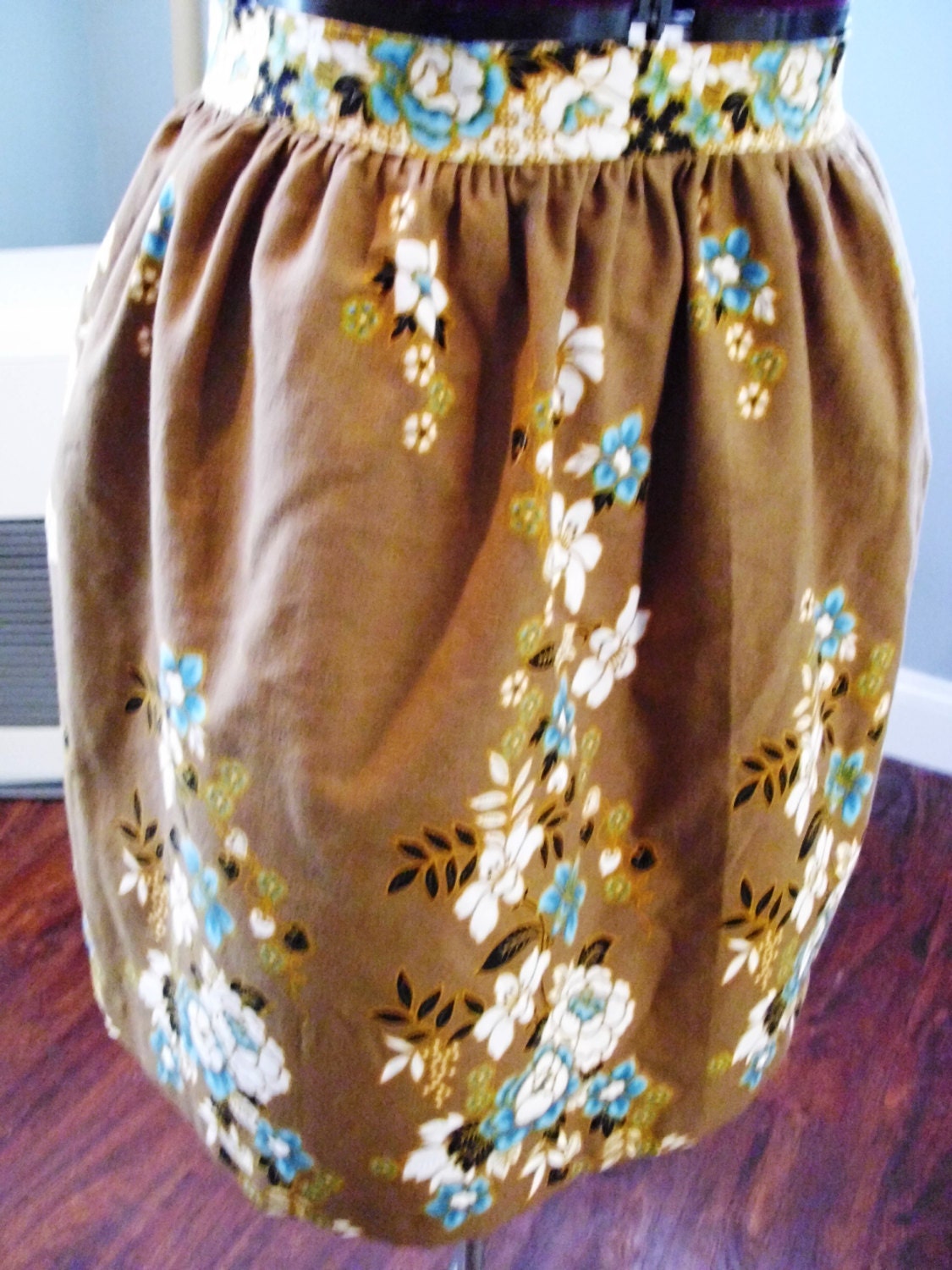 Vintage fabric Skater style skirt W30