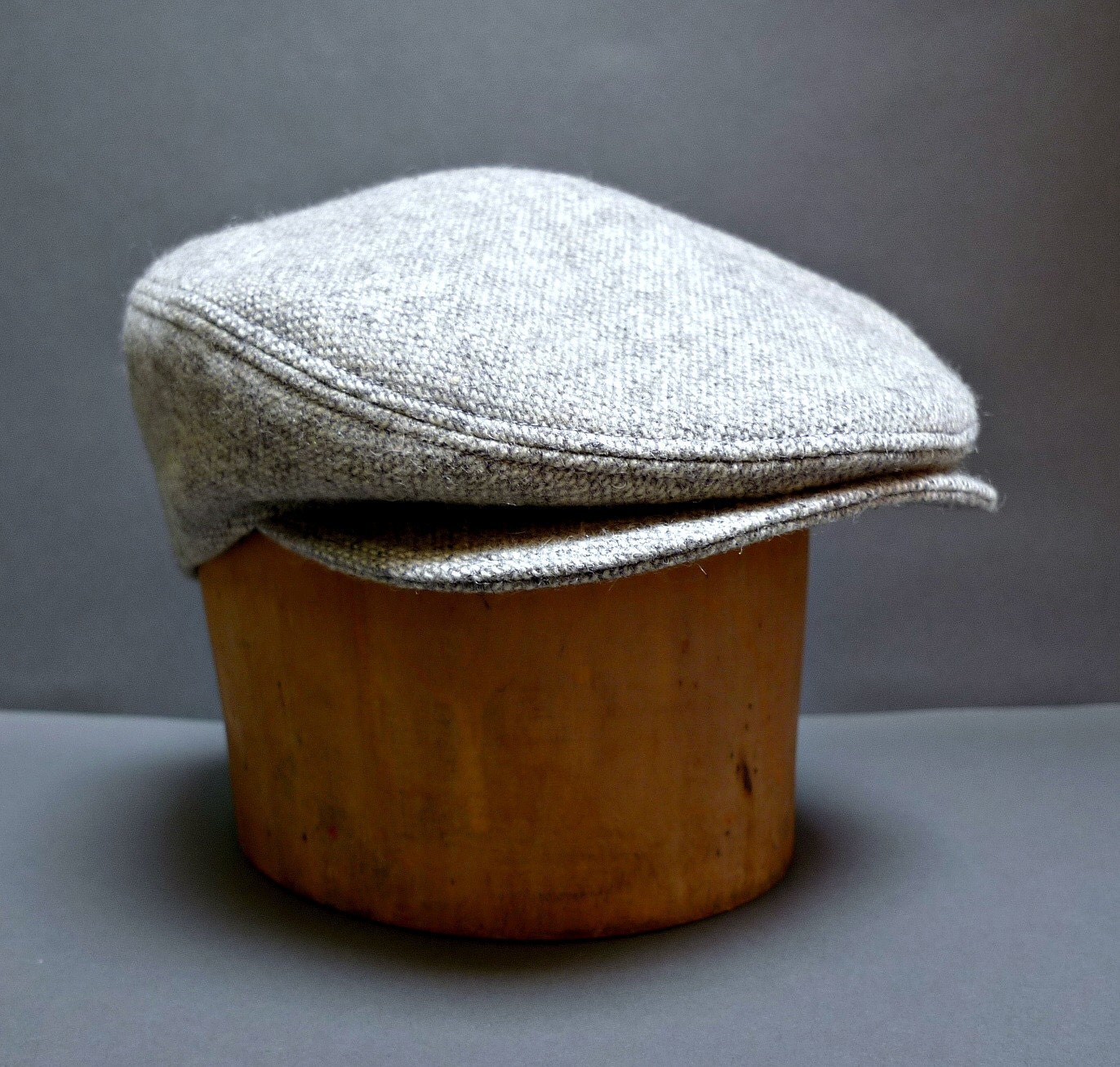 Men's Driving Cap in Soft Gray Wool - Made to Order - Men's Hat