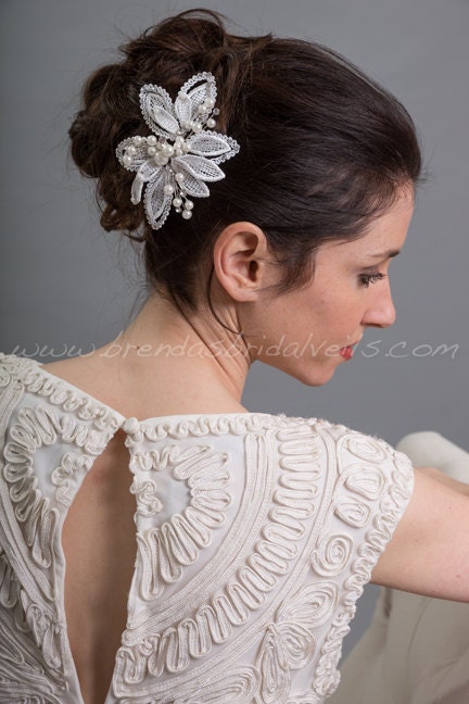 Ivory Lace Bridal Hair Clip, Rhinestone Wedding Headpiece, Bridal Hair Piece, Ivory Pearl Fascinator - Summer