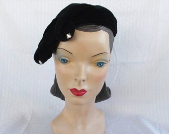 1950's Vintage Black Velvet Cocktail Hat with Rhinestones