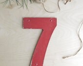 red gas station number / 7