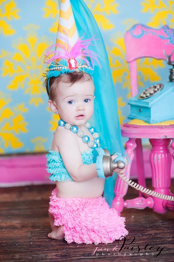 Pretty Princess  weddings, tea parties, fancy photos, birthday parties, dress up, dance recitals,circus and plays