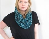 Criss-cross Stitch Circle Cowl in Turquoise & Black // Neon Knitted Cowl // Pop Trendy Infinity Scarf