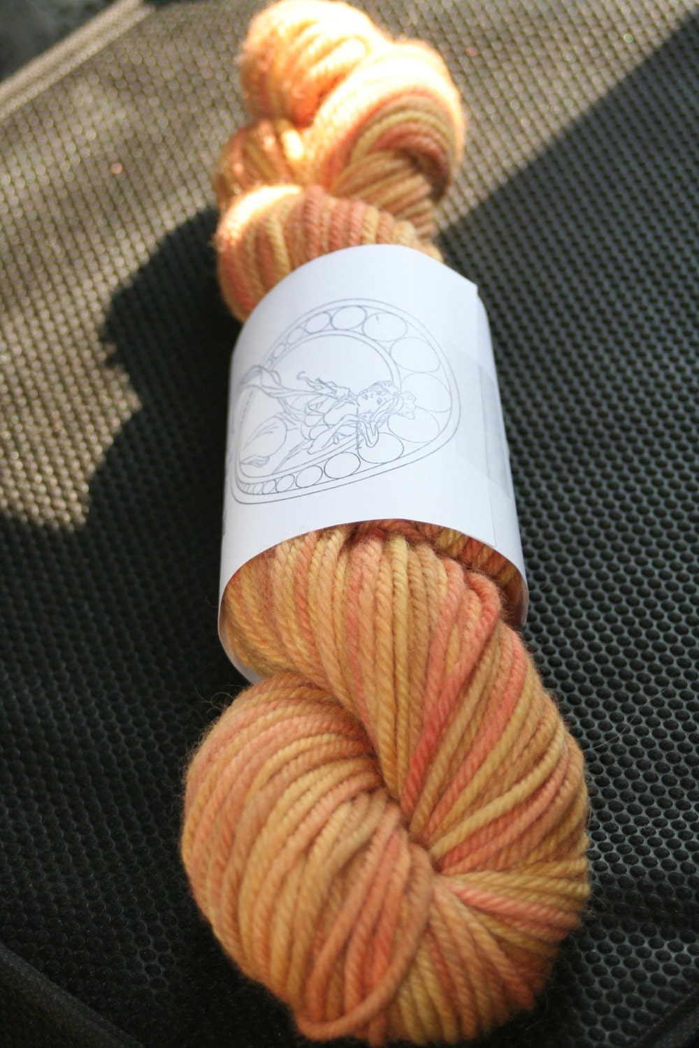 Applejack -- Bulky/ 110 yds