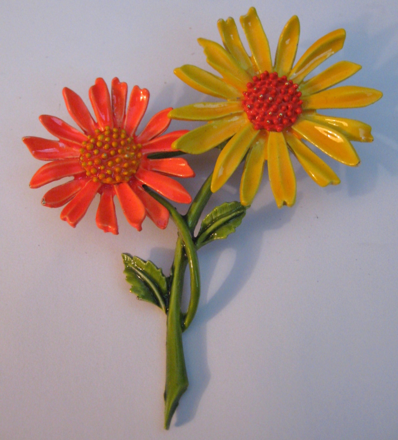 vintage 60s 70s flowers enamel brooch signed Art