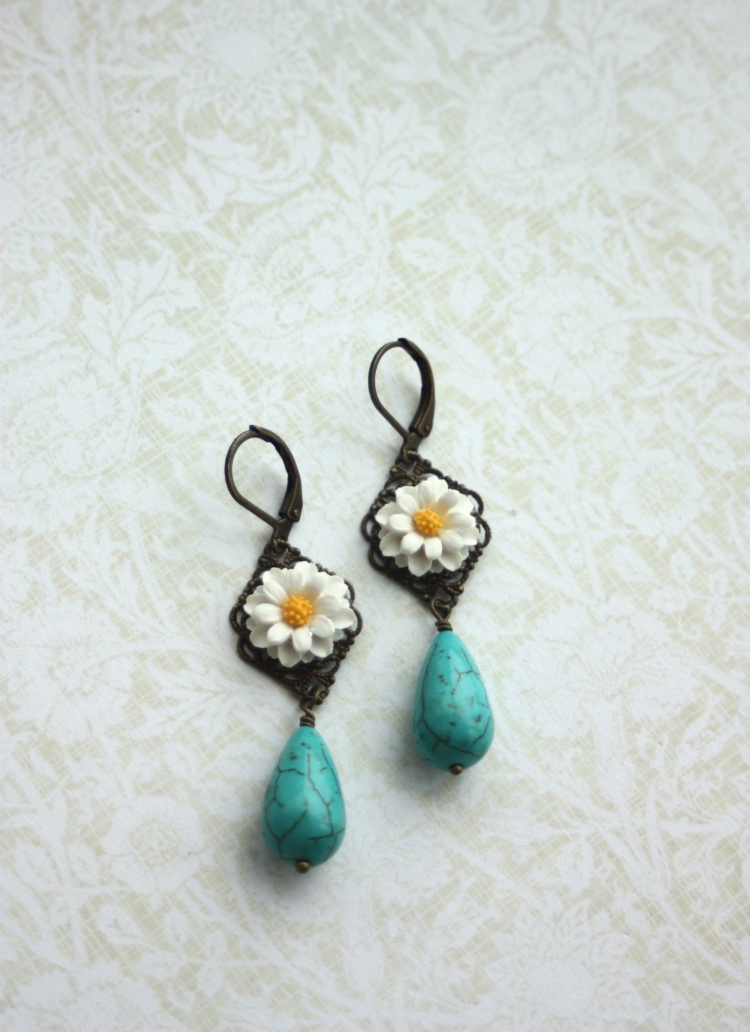 Yellow and White Daisy Flower, Turquoise Stone Dangle Earrings. Cottage Mint Vintage Style. Wedding Jewelry. Bridesmaids. Turquoise Wedding