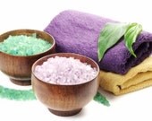 Bath Salts - Gift Sets -  Total 16 oz. - Eucalyptus Spearmint 8 oz. - Lavender 8 oz. -  Essential Oils -  Aromatherapy -  Bath And Beauty