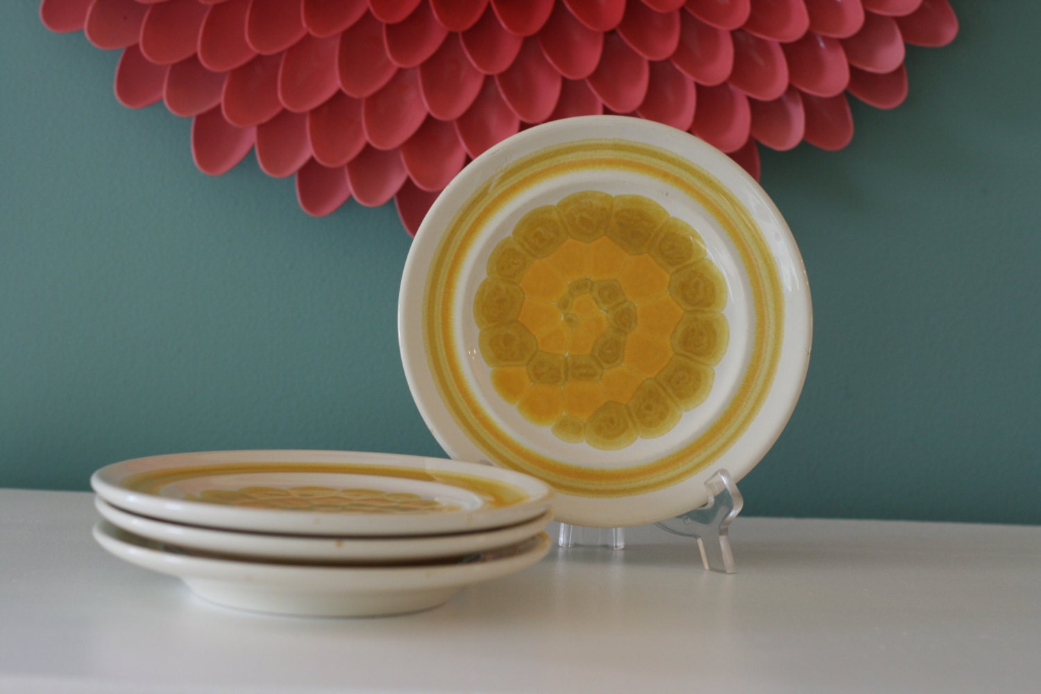 Vintage Franciscan Earthenware Set of Four 6 1/2" Plates in Sundance Pattern