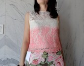 Vintage 90s Ombre Magenta and White Lace Button Back Peek A Boo Tank (sz S M 6 8 10)