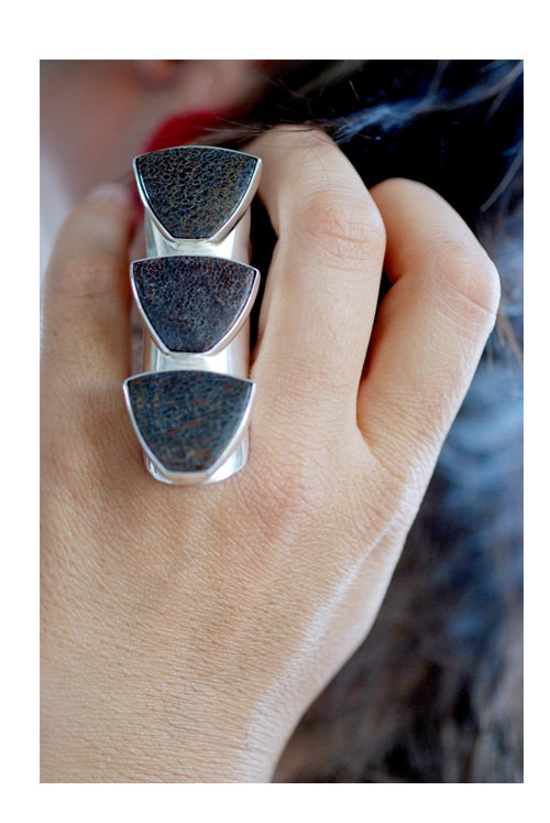 Beautiful Creature Ring