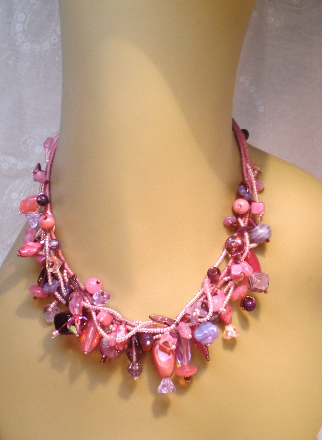 Vintage Necklace / Choker / Collar Chunky Clusters Art Glass Pink / Lavender / AB / Purple / Lampwork Beads 70s Retro Summer Statement