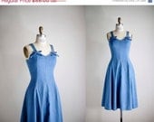 25% OFF SALE 80s dress / 1980s pale denim sundress / Tie One On dress