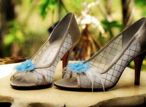 New Something Blue Hydrangeas Shoe Clips. Pearl - Rhinestone Gems. Bride Bridal Bridesmaid, Shabby Chic French Style, Garden Floral  Blossom