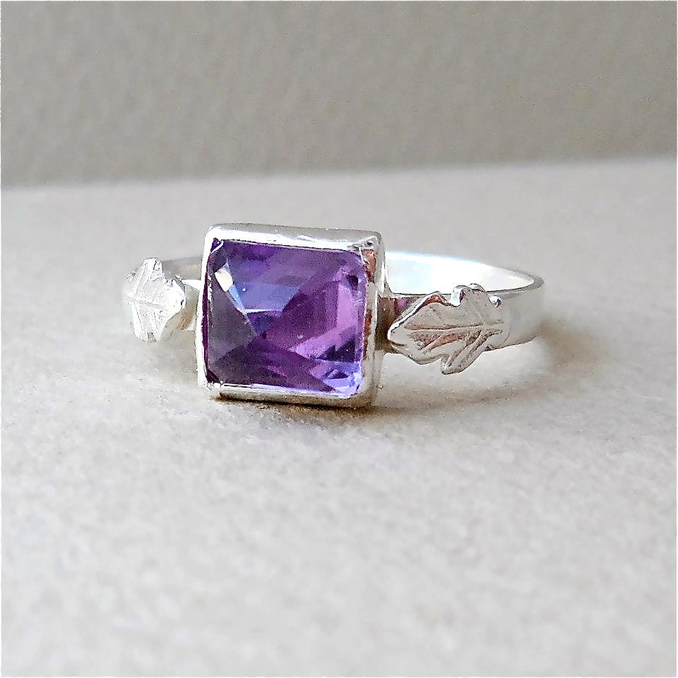 Amethyst Pyramid and Oak Leaves Ring