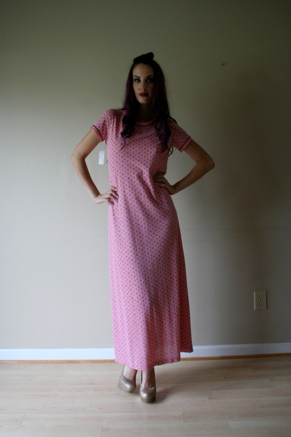 Jersey Maxi Dress / Tiny Flowers / 70s Liberty Printed Dress / Nightgown / Summer Dress / Size Small-Medium sm med md 0-2-4