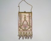 Vintage 1920s stunning art deco design glass bead purse