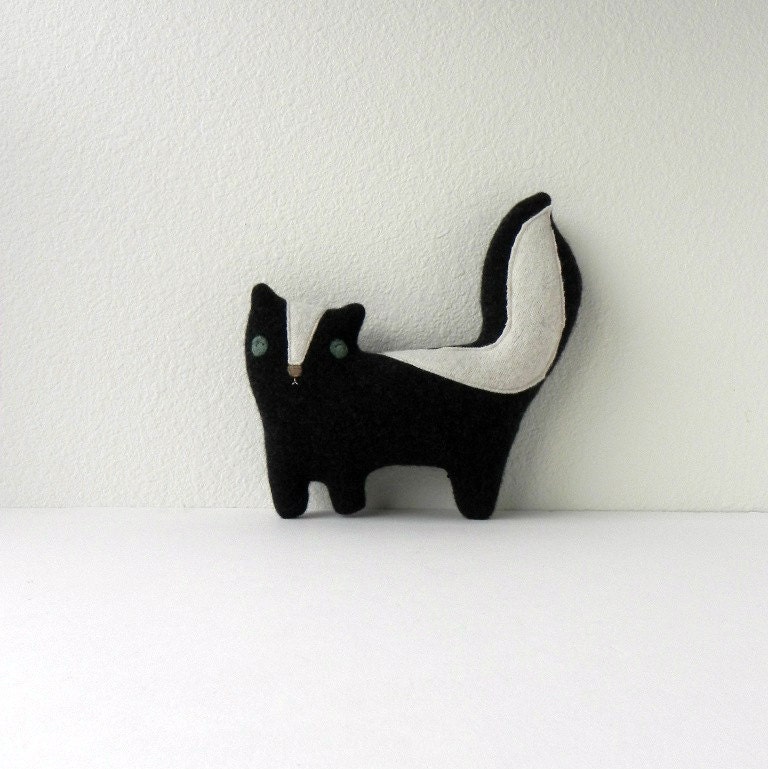 the Skunk -- petite wool plush