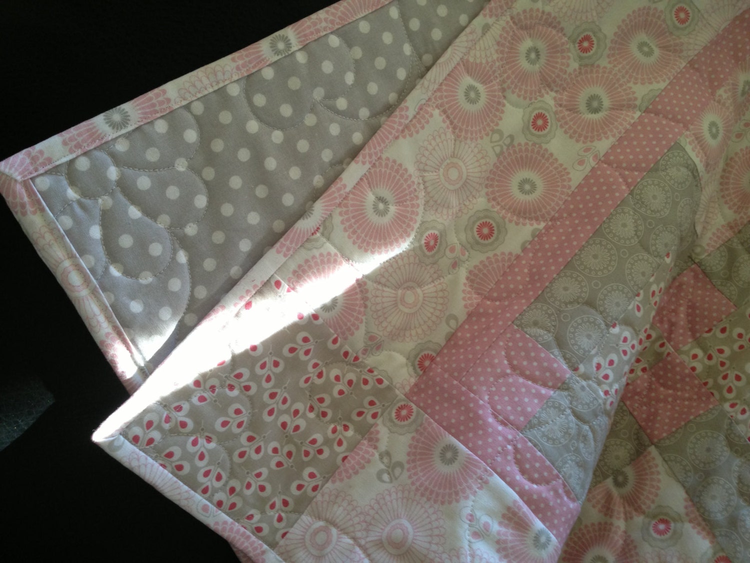 Hearts and Flowers quilt  with free shipping