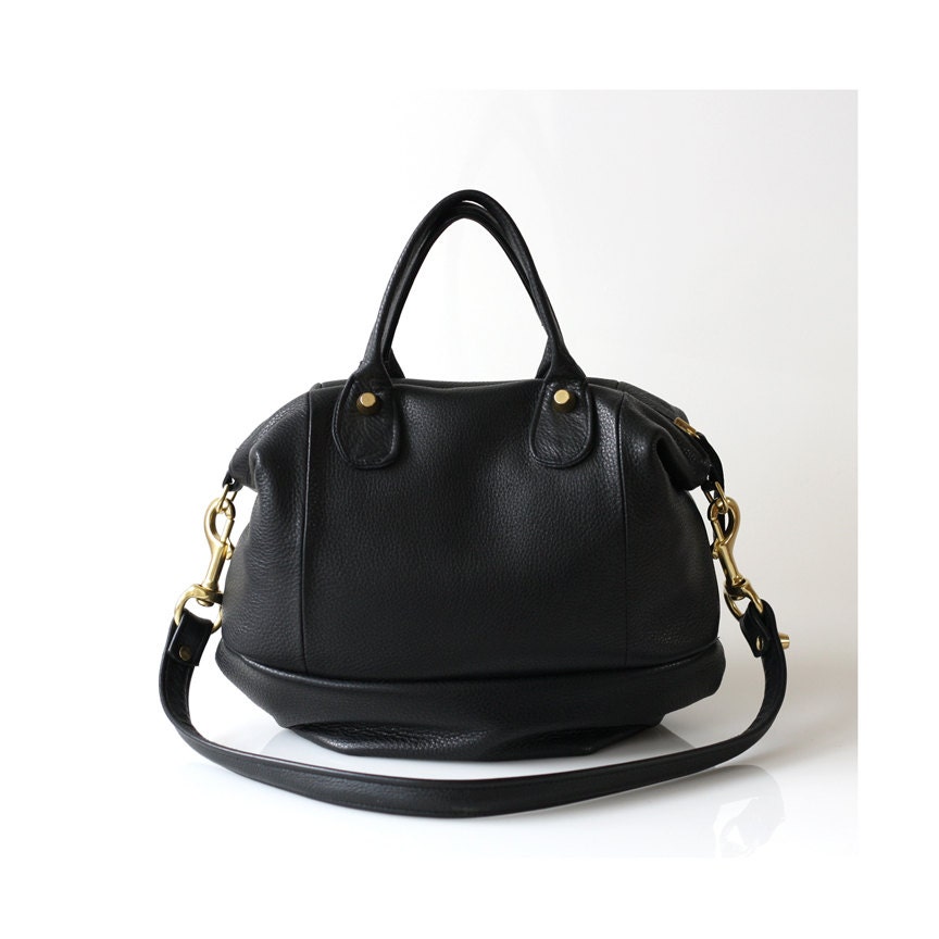SALE Leather Handbag Opelle Vanda Mini in Black pebbled leather NEW ss2013