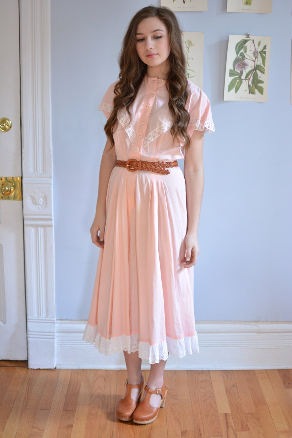 Vintage 1940s Pink & White Eyelet Dress - Size Medium