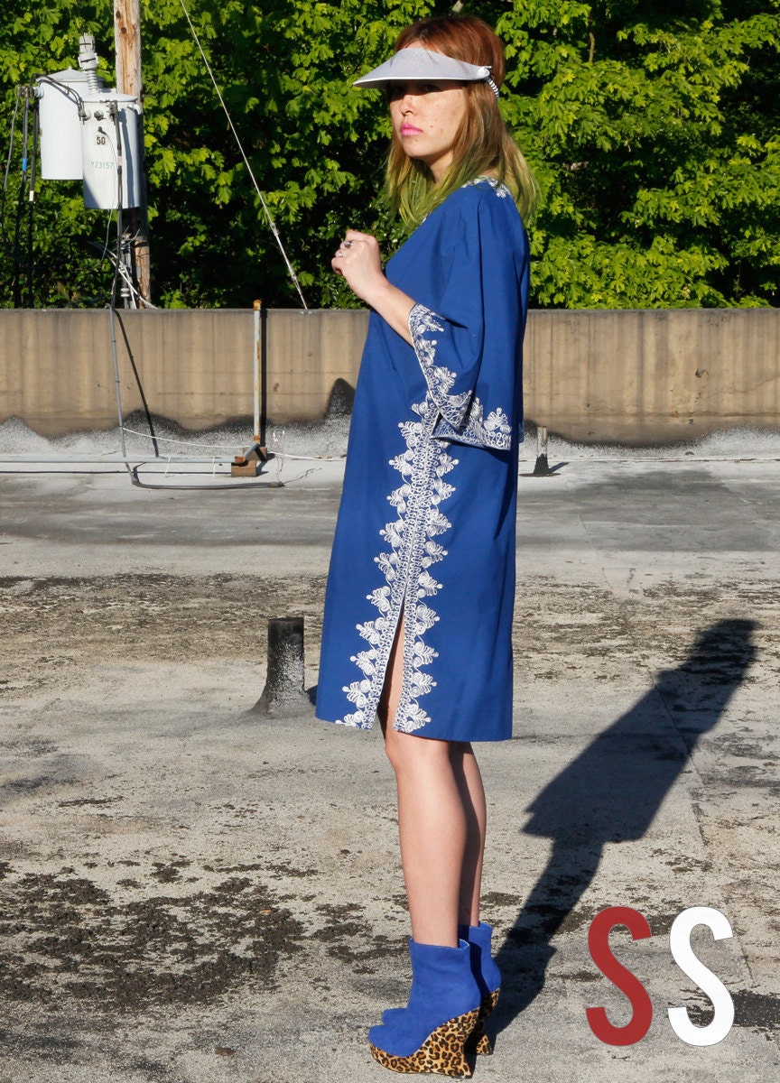 1970s dress // 70's embroidered mini caftan // Moroccan Skies