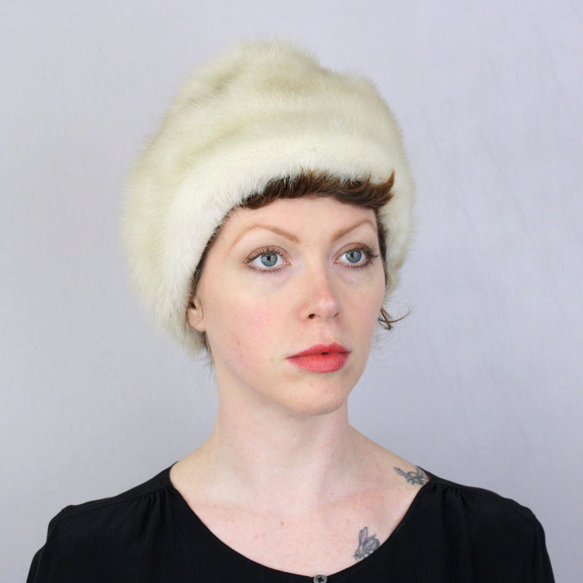 Vintage Fur Hat 1960s Genuine Mink Palomino Cross White Mod Styled Winter Hat
