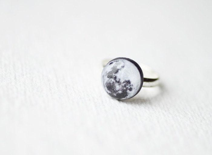 Full Moon Ring - Astronomy jewelry - Space