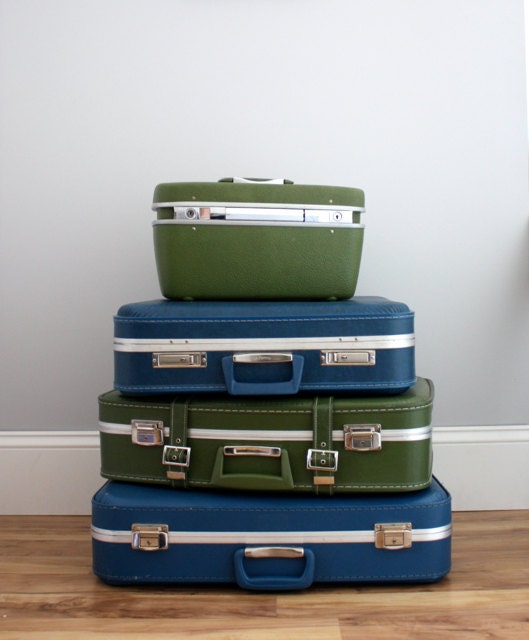 Vintage BRIGHT Suitcase Set