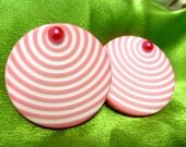 Retro Op Art Graphic Pink & White Clip Earrings