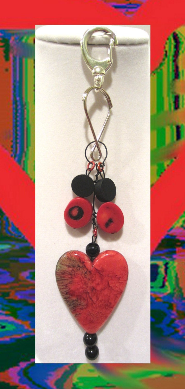 Mother's Day Gifts,Artistic Jewelry,Handmade Original Jewelry , Funky Heart With Black Wire Art Keychain