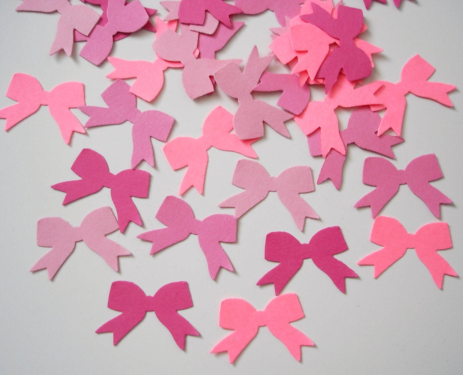 100 Mixed Pink Bow punch die cut confetti scrapbook embellishments party supplies - No604