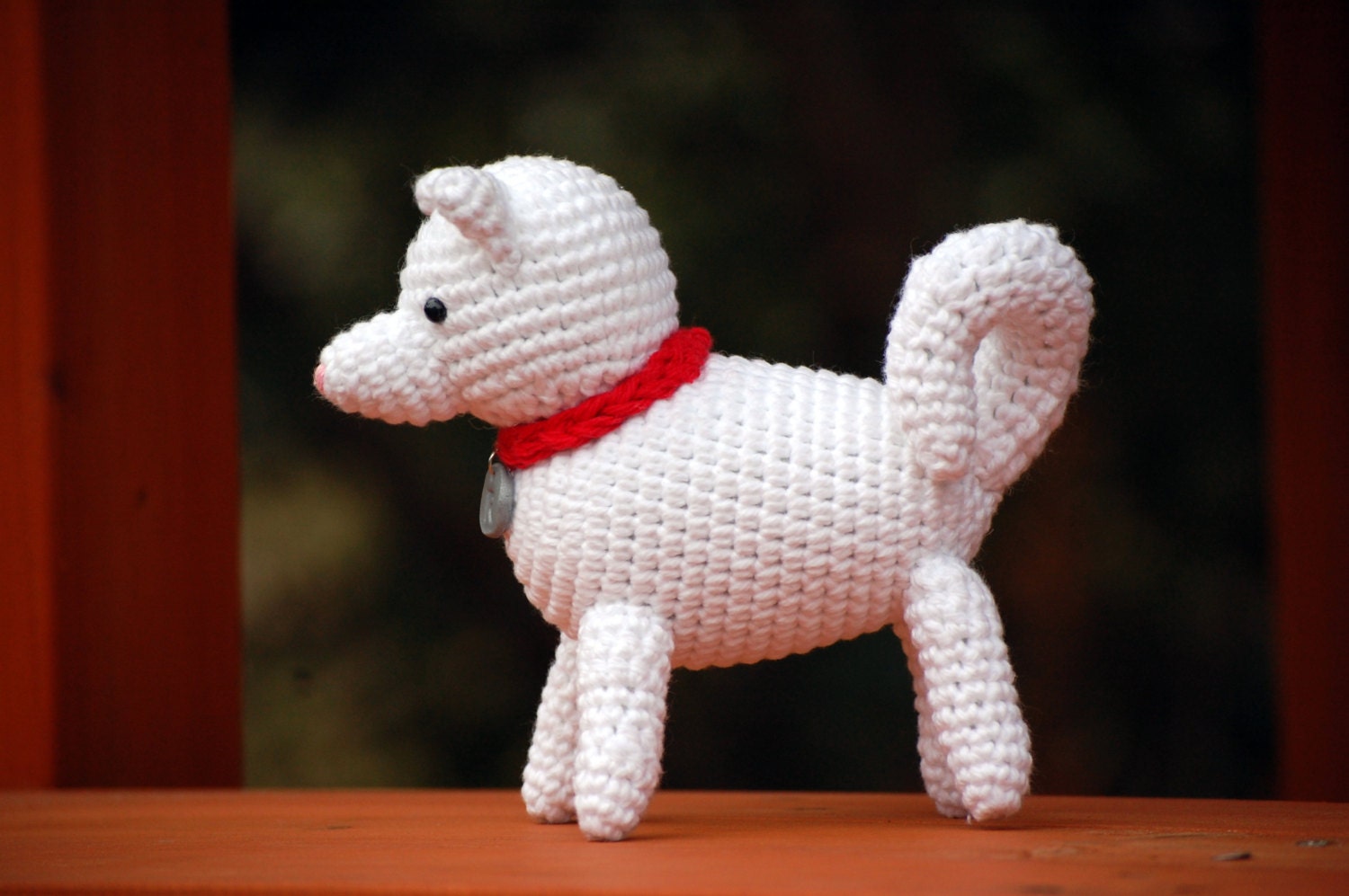 Amigurumi Shiba Inu dog in white with handmade, customizable collar