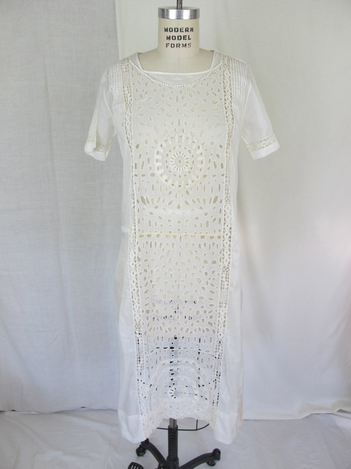 1910 1920 White Lace Dress Large Eyelet