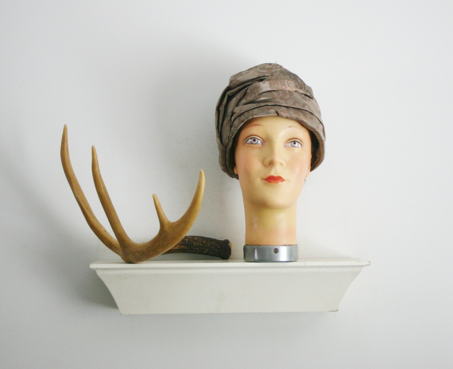 1950s  metallic thread detail grayish tan turban sunset boulevard style hat