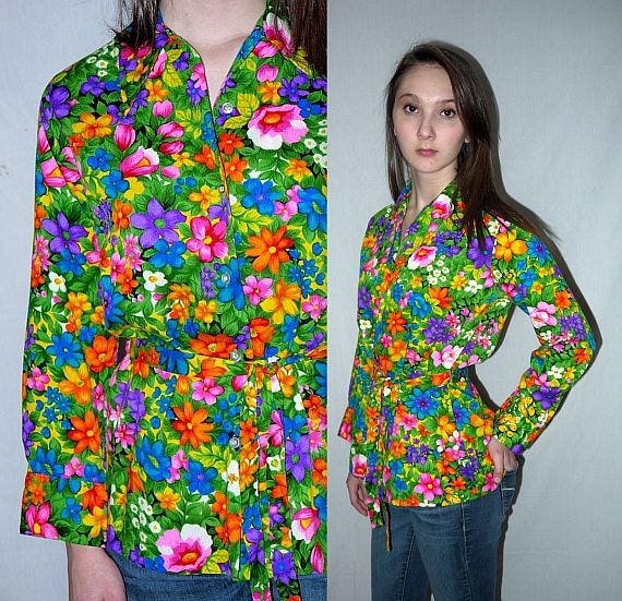 Age of Aquarius .. vintage 60s 70s blouse / 1960s 1970s button up shirt / neon floral flower power / boho hippie indie hipster ... S M