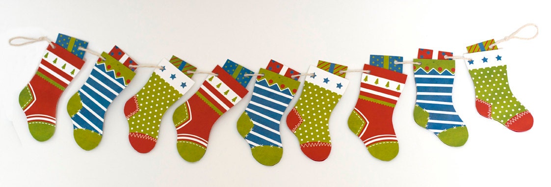 3D Retro Christmas Stockings Garland